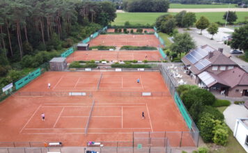 Tenniscamp in den Sommerferien