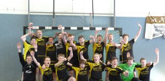 Kreismeister der männlichen B: die Handballer des HCTV Rhede