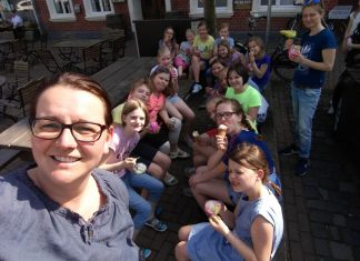 Eis zum Abschluss ! und eine Tüte ?